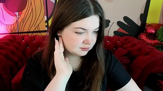 RosieMoons online show from 04.15.26