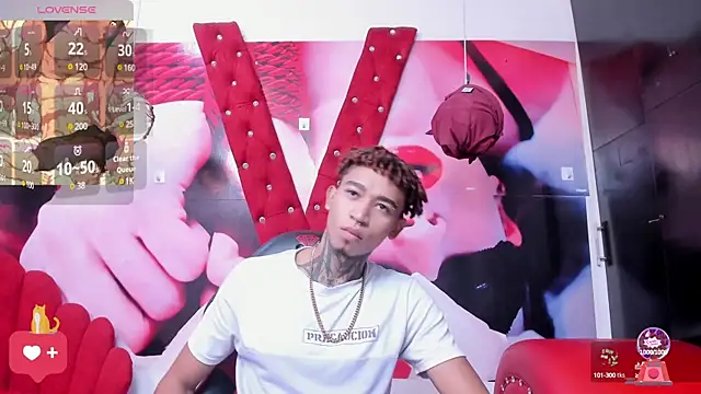 sexy blacks  online show from 03.06.25