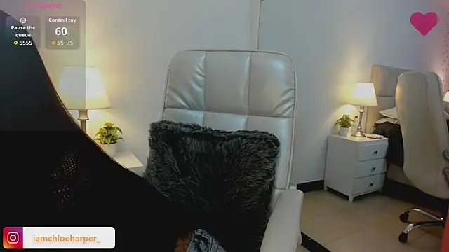 ChloeHarper  online show from 11.08.25