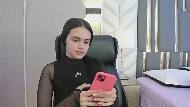 Snapshot of ChloeHarper_ chatting on 05.31.26 ChloeHarper online show from 05.31.26