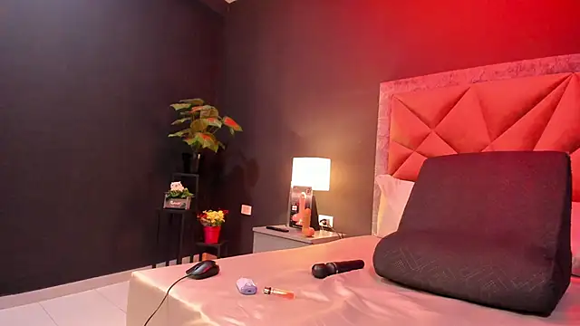 mia milff online show from 10.16.25