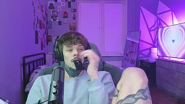 DENIS HERE online show from 02.10.25