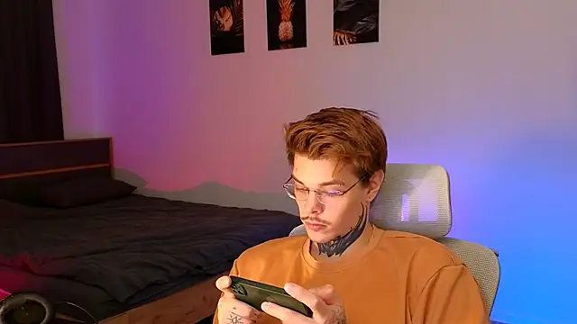 DENIS HERE online show from 01.13.26