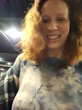 Exhibitionsplit online show from 12.20.25