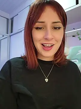 Snapshot of Ahrya_ chatting on 06.11.26 Ahrya online show from 06.11.26