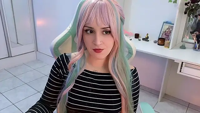 Snapshot of Ahrya_ chatting on 07.11.26 Ahrya online show from 07.11.26