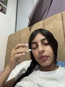 Snapshot of cristel_17 chatting on 01.18.26 cristel 17 online show from 01.18.26