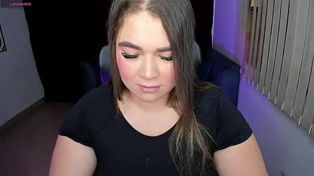 Snapshot of meliboobs_ chatting on 03.15.25 meliboobs online show from 03.15.25