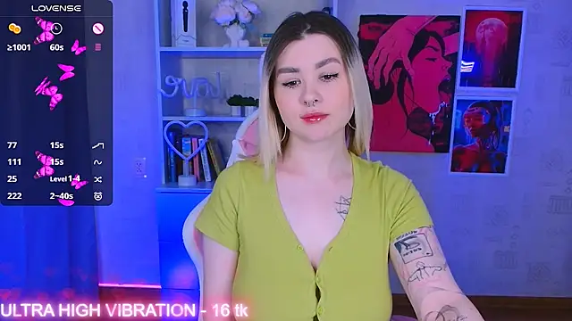 cutie mili online show from 03.18.25