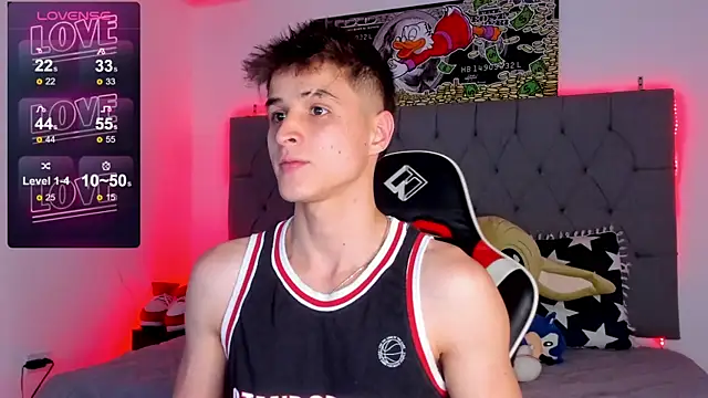 Snapshot of thomklein chatting on 01.07.25 thomklein online show from 01.07.25