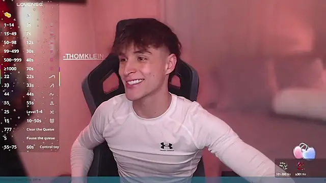 Snapshot of thomklein chatting on 09.24.25 thomklein online show from 09.24.25