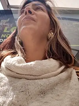 scarlett moore online show from 03.02.26