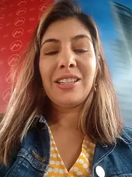 scarlett moore online show from 04.04.26