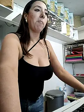 Mia Novikov online show from 10.11.25