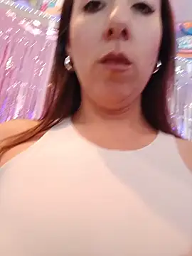 Snapshot of Mia_Novikov chatting on 06.19.26 Mia Novikov online show from 06.19.26