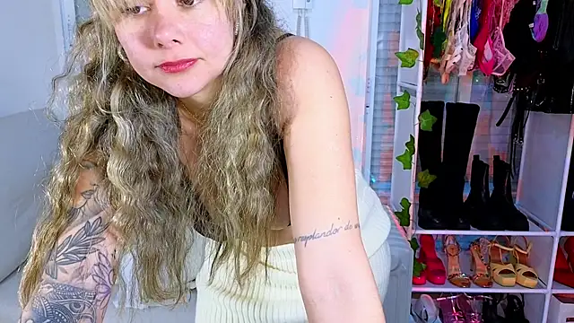 Tawny cox online show from 01.17.25