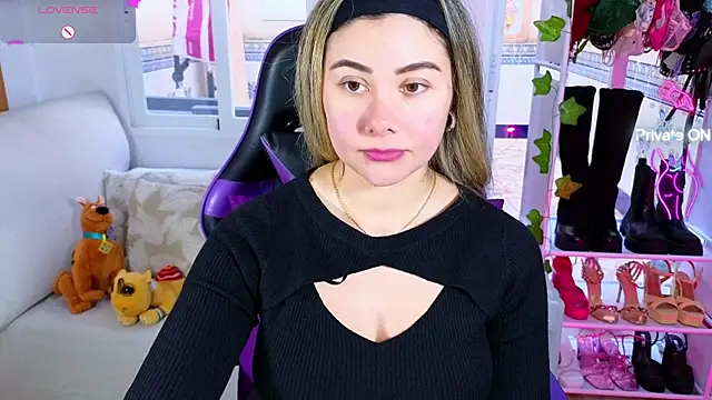 Tawny cox online show from 01.31.25