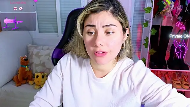 Tawny cox online show from 02.03.25