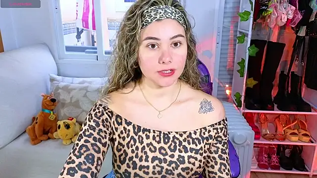 Tawny cox online show from 02.27.25