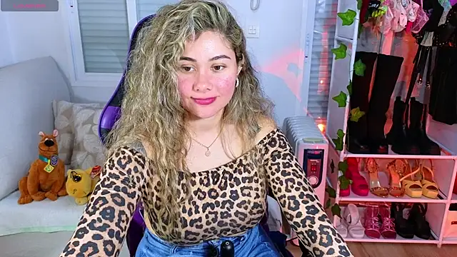 Tawny cox online show from 02.27.25