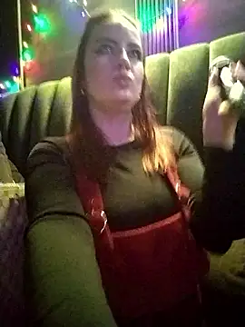 Snapshot of _miss_ella_ chatting on 12.07.24 miss ella online show from 12.07.24