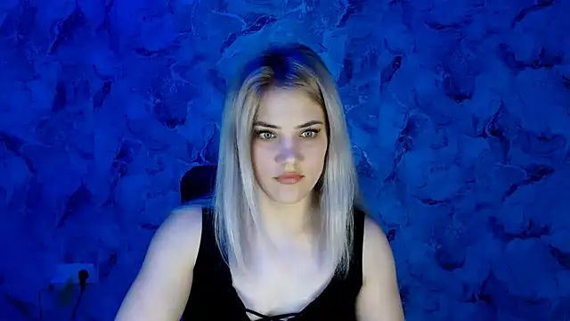 nika gold1 online show from 02.22.25