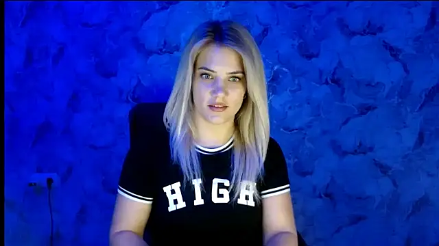 nika gold1 online show from 10.12.25