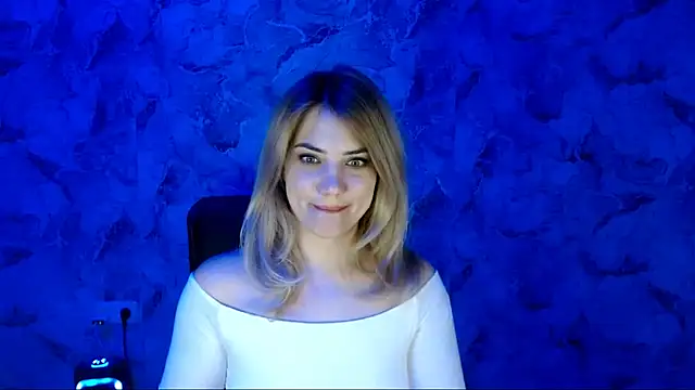 Snapshot of nika_gold1 chatting on 03.26.26 nika gold1 online show from 03.26.26