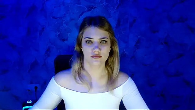 Snapshot of nika_gold1 chatting on 03.27.26 nika gold1 online show from 03.27.26