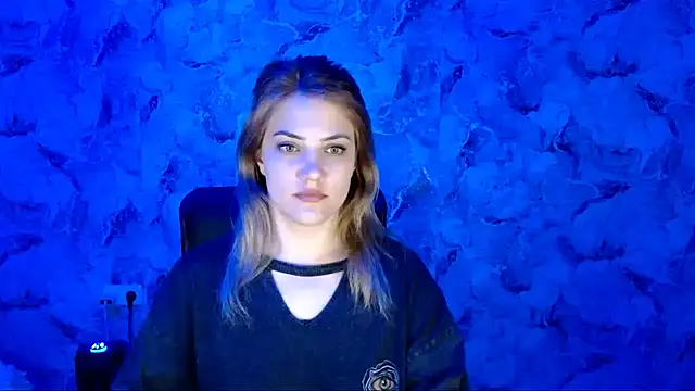 Snapshot of nika_gold1 chatting on 04.28.26 nika gold1 online show from 04.28.26