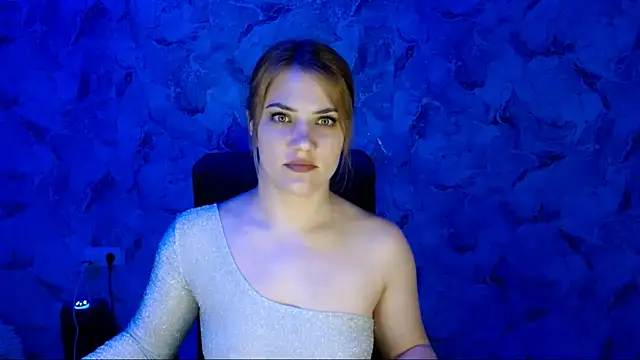 Snapshot of nika_gold1 chatting on 04.29.26 nika gold1 online show from 04.29.26