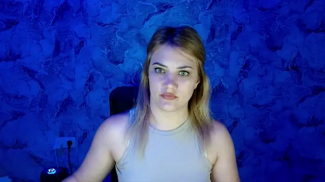 Snapshot of nika_gold1 chatting on 05.21.26 nika gold1 online show from 05.21.26