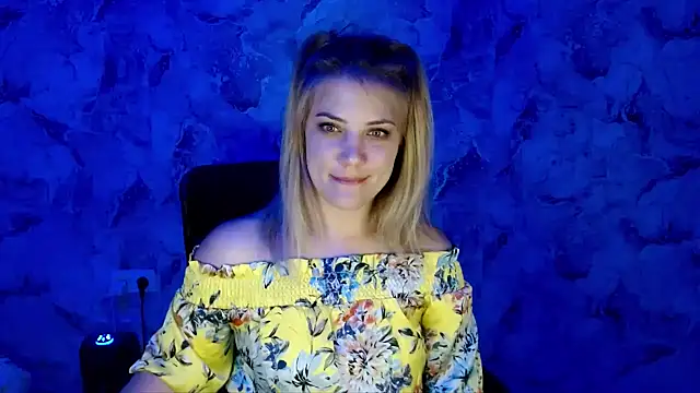 Snapshot of nika_gold1 chatting on 05.29.26 nika gold1 online show from 05.29.26