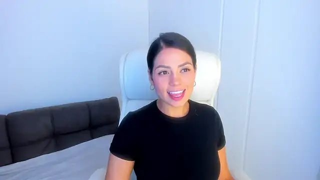 dominique21  online show from 10.08.25