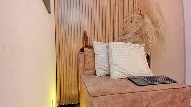 Snapshot of sofhiaa_adaams chatting on 02.03.26 sofhiaa adaams online show from 02.03.26