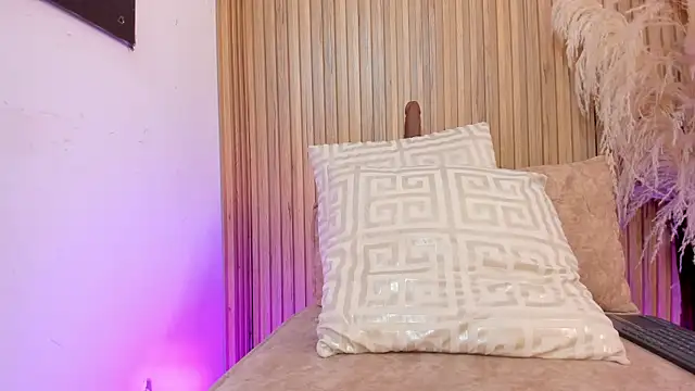 Snapshot of sofhiaa_adaams chatting on 02.09.26 sofhiaa adaams online show from 02.09.26