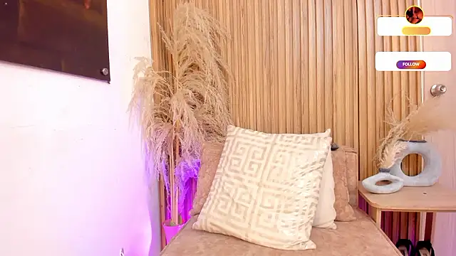 Snapshot of sofhiaa_adaams chatting on 02.19.26 sofhiaa adaams online show from 02.19.26