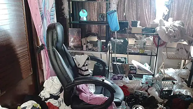 Ombeline1 online show from 09.26.25