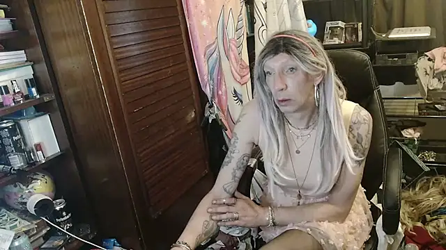 Ombeline1 online show from 04.11.26