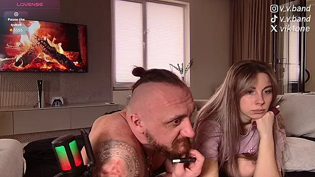 Snapshot of niki7377 chatting on 02.25.26 niki7377 online show from 02.25.26