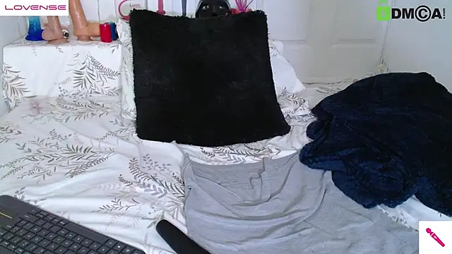 Hot Candy  online show from 01.09.25