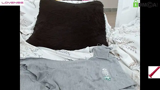 Hot Candy  online show from 03.01.25