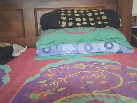 Nuttysub online show from 10.30.25