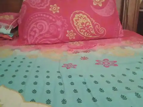 Snapshot of Nuttysub chatting on 06.19.26 Nuttysub online show from 06.19.26