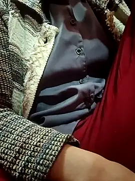 Snapshot of Mangla_Bhabhi chatting on 11.08.25 Mangla Bhabhi online show from 11.08.25