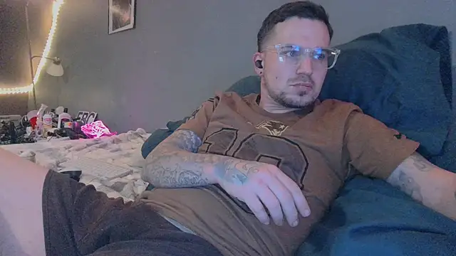 bigcocktat2dude603 online show from 12.28.24