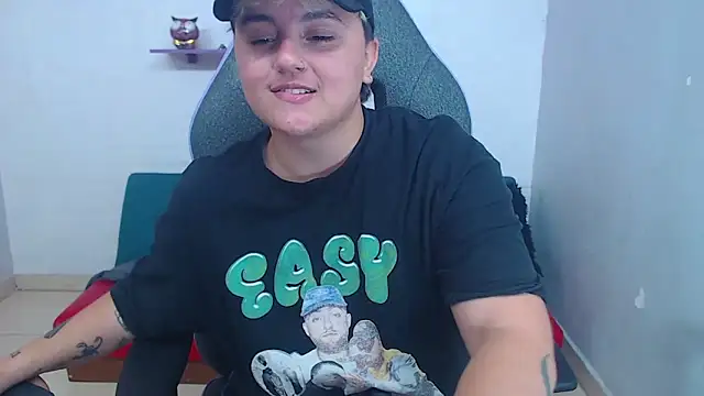 isabeautyx19 online show from 02.08.25