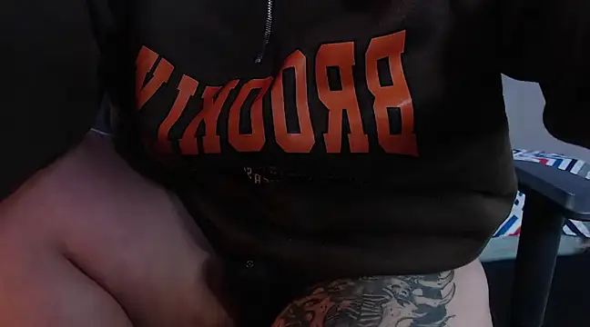 isabeautyx19 online show from 02.12.25