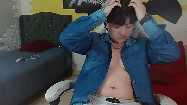 isabeautyx19 online show from 04.08.26