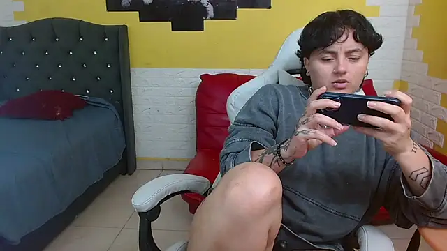 isabeautyx19 online show from 04.09.26